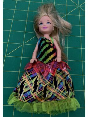 Barbie and the Rockers Chelsea Fashion Doll READ